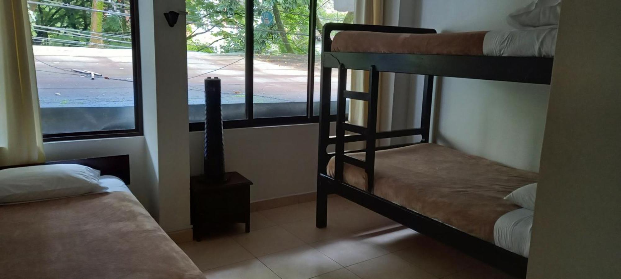 Casa Kiwi Hostel Medellín Zimmer foto